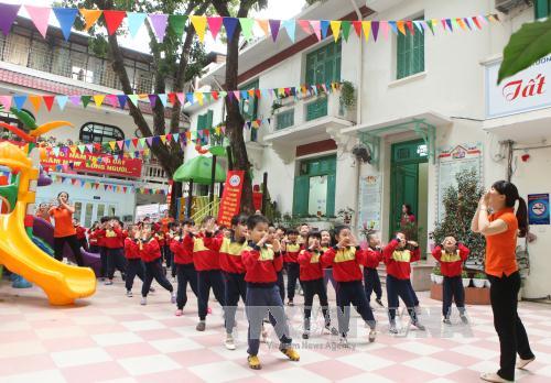 Có ít nhất 2 năm kinh nghiệm mới được phụ trách nhóm trẻ, lớp mẫu giáo độc lập ảnh 1
